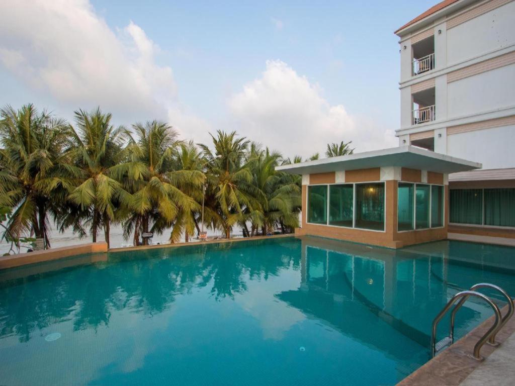 Nana Chat Bangsaen Hotel Si Racha Dış mekan fotoğraf