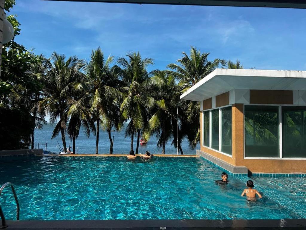 Nana Chat Bangsaen Hotel Si Racha Dış mekan fotoğraf