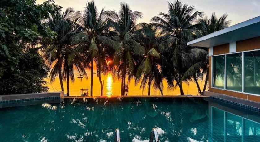 Nana Chat Bangsaen Hotel Si Racha Dış mekan fotoğraf