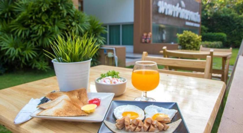 Nana Chat Bangsaen Hotel Si Racha Dış mekan fotoğraf
