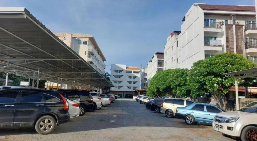 Nana Chat Bangsaen Hotel Si Racha Dış mekan fotoğraf